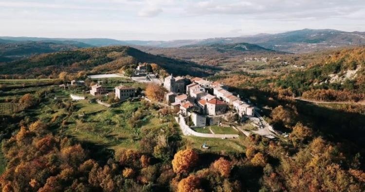 Villa Casa Luana Roč Esterno foto