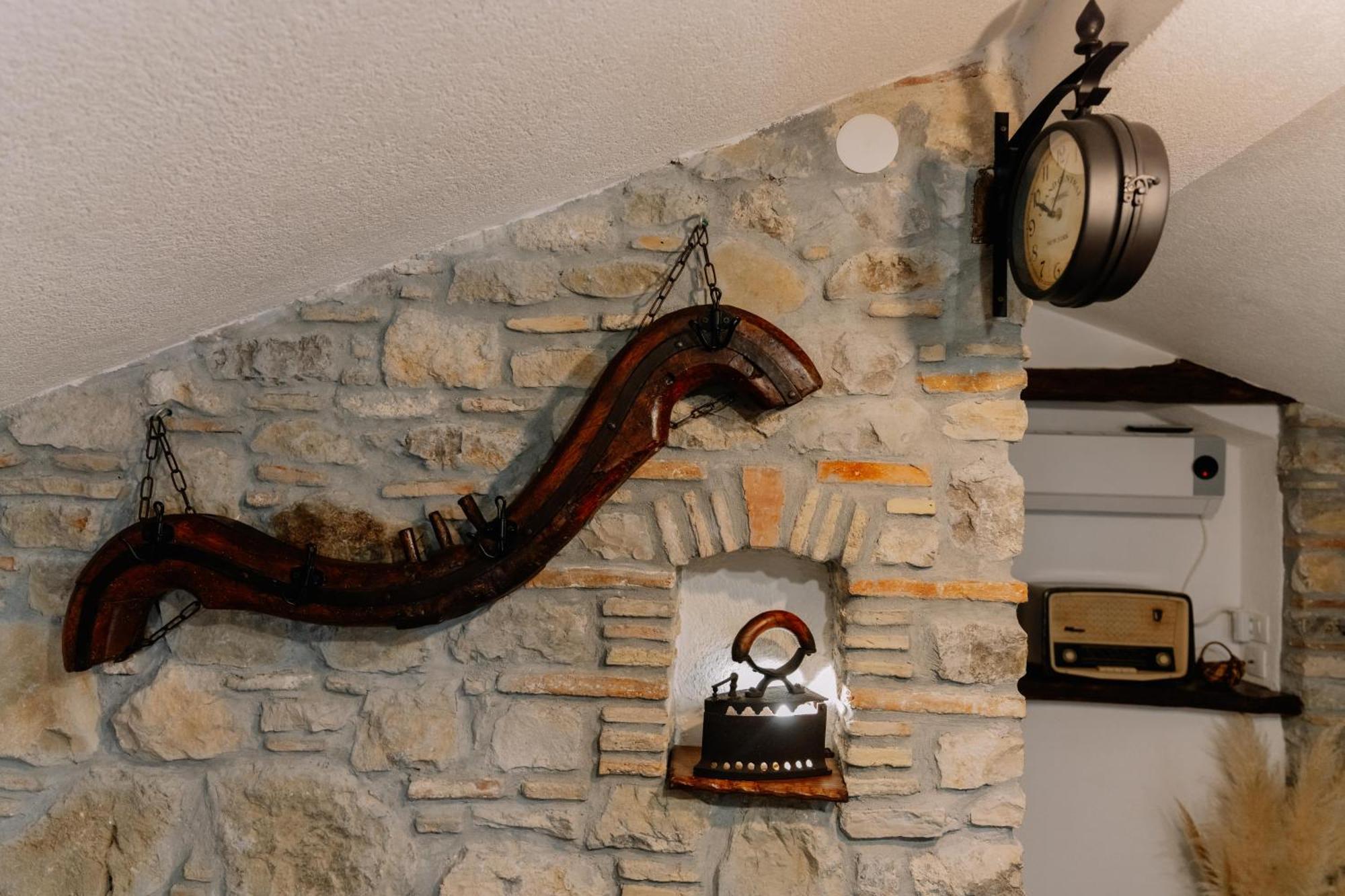Villa Casa Luana Roč Esterno foto
