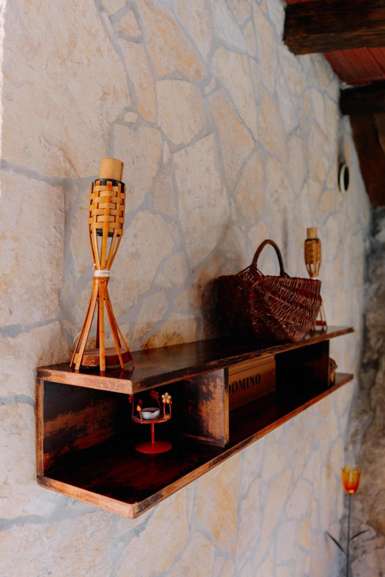 Villa Casa Luana Roč Esterno foto